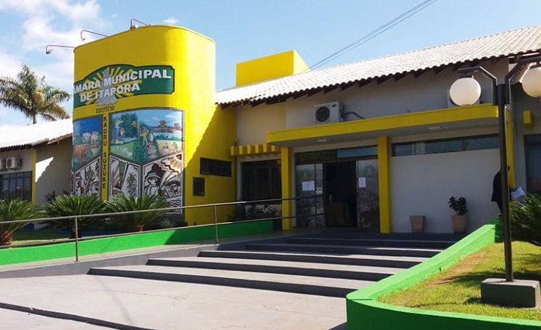 Câmara de vereadores deseja Feliz Páscoa as famílias de Itaporã