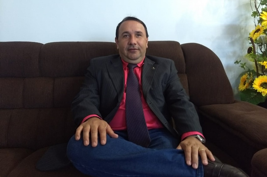 Vereador Adriano Martins solicita redutor de velocidade em cruzamento no Bairro Lagoa